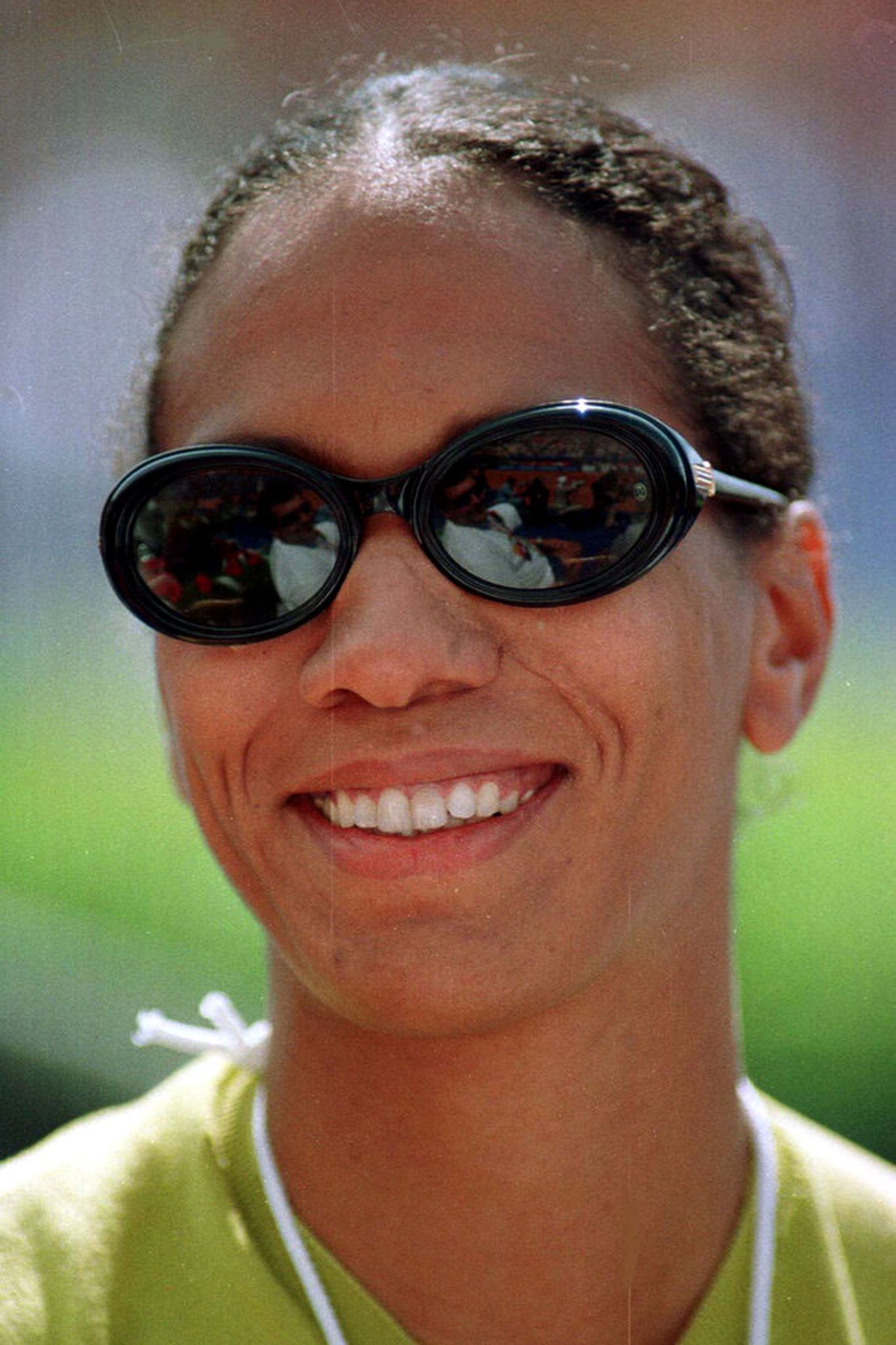 © >M o e n k e b i l d< 
Rolf  & Lena Moenkedieck
Postfach 710 209        
22162  H a m b u r g
Tel: 040- 642 021 40
Fax: 040- 642 021 42
e-mail: Moenkebild@aol.com
Haspa Kto-Nr.1026 763 373
BLZ 200 505 50