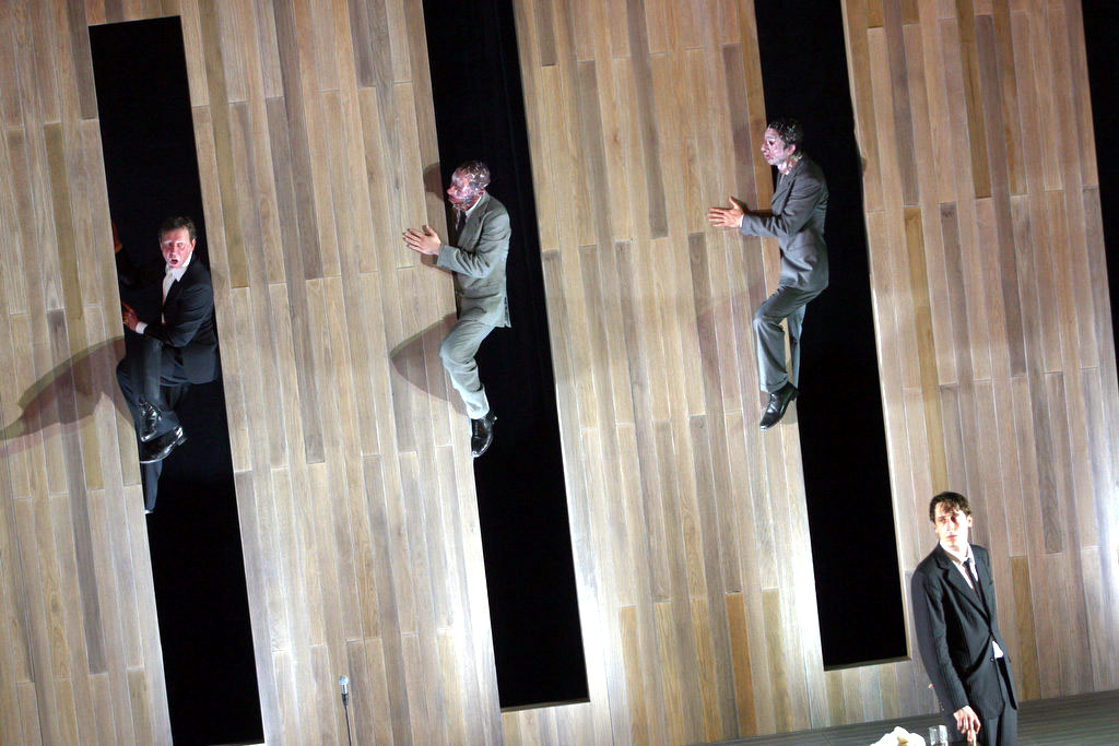 DIE SCHMUTZIGEN HAENDE