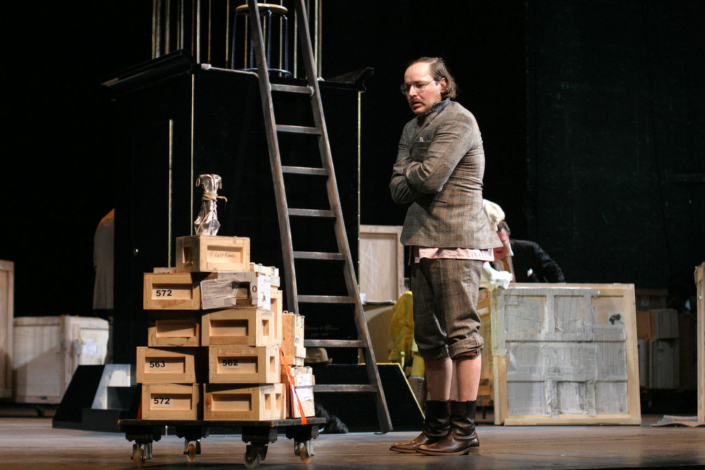 AUSLOESCHUNG. EIN ZERFALL