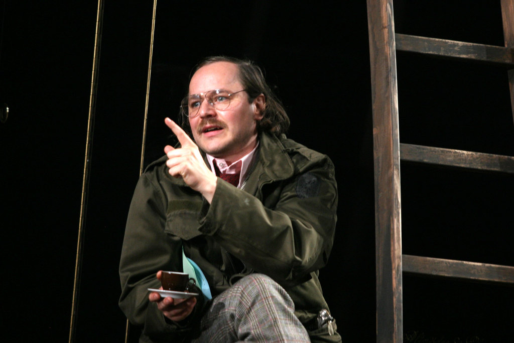 AUSLOESCHUNG. EIN ZERFALL