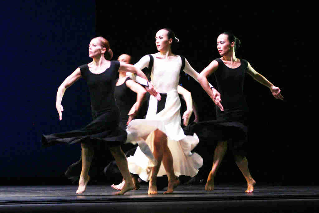 MARTHA GRAHAM Dance Company